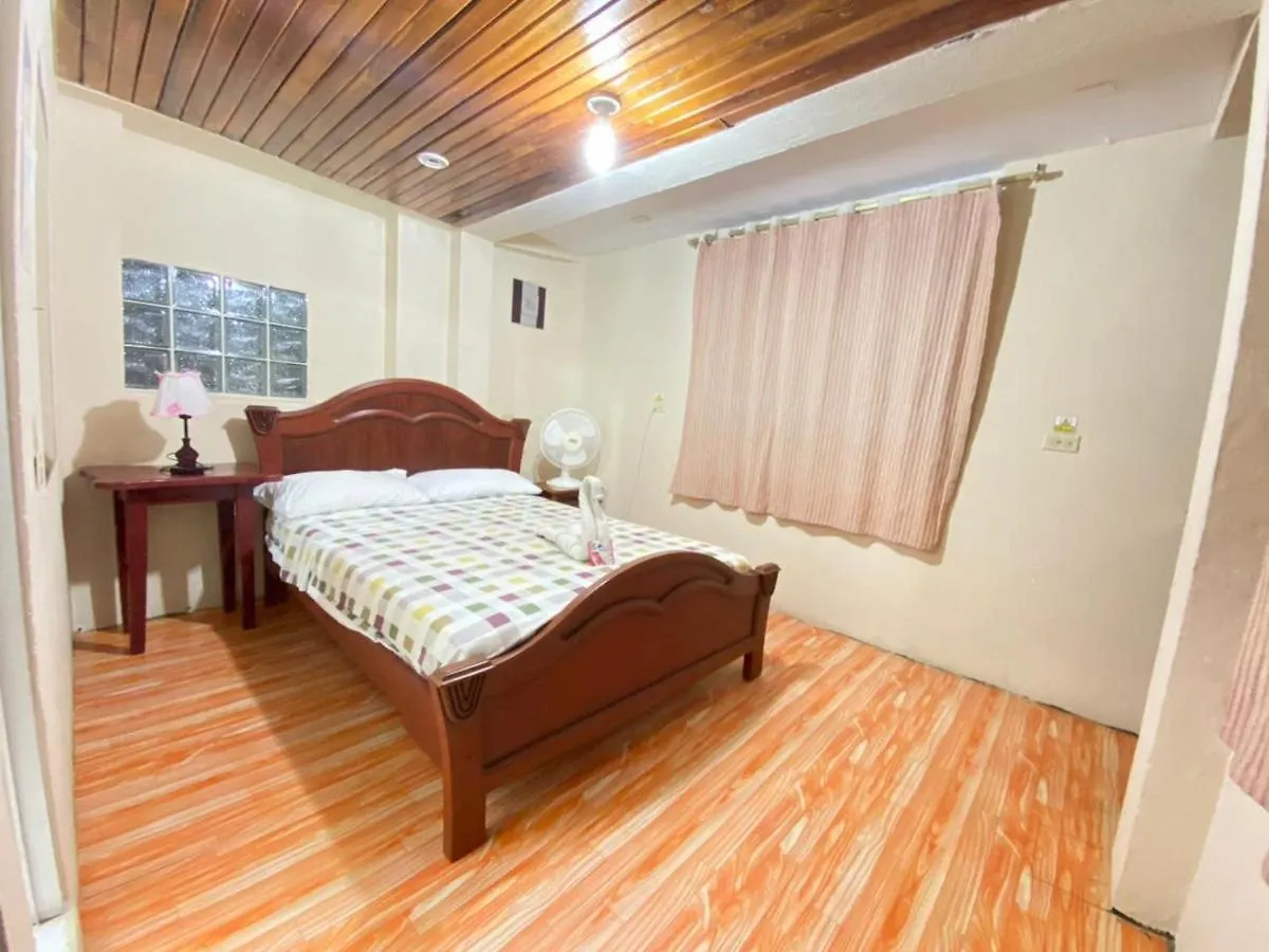 Historico Hostal Elizabeth Puerto Ayora